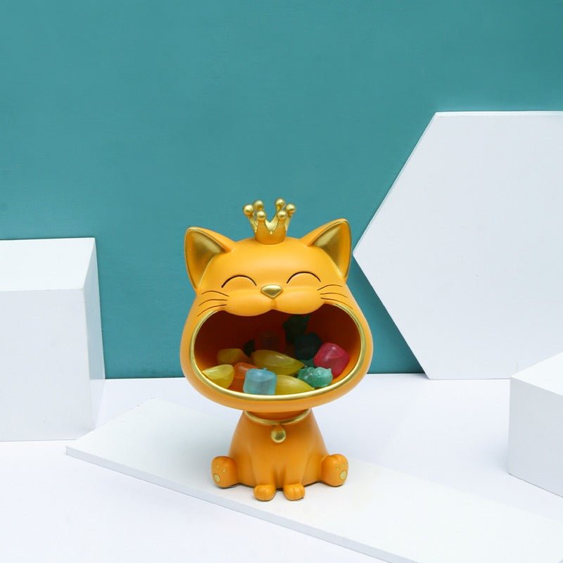 LOL Queen Cat Decor | Home Décor | Waseeh Pakistan