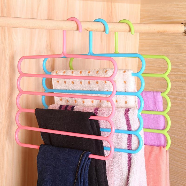 Non-Slip 5 Layers Hanger (pack of 4) | Mix &amp; Match | Waseeh Pakistan