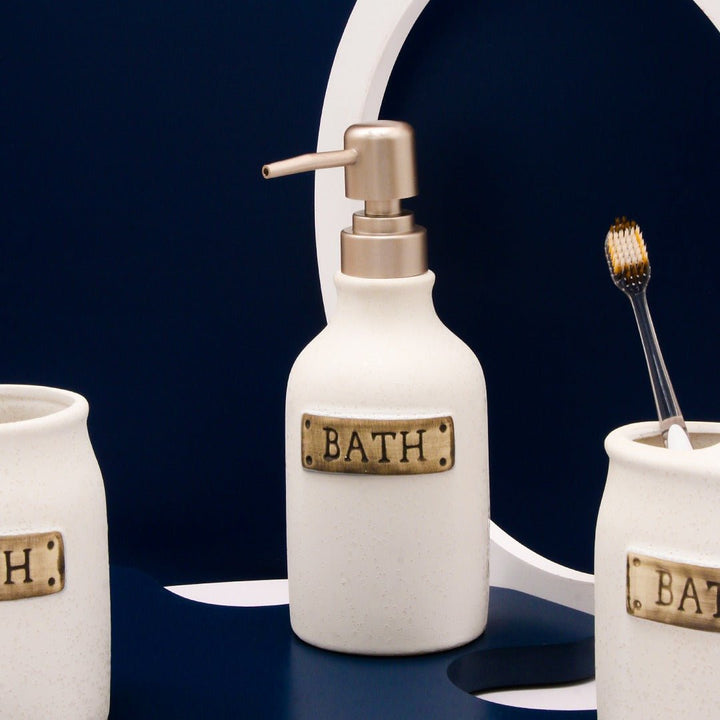 Pinned Board Bathroom Set | Home Décor | Waseeh Pakistan