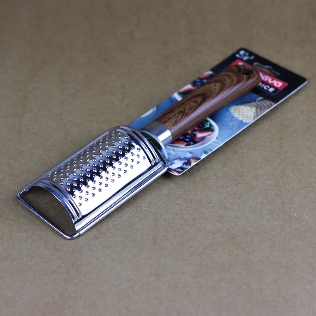 Rounded Grater | kitchen item | Waseeh Pakistan