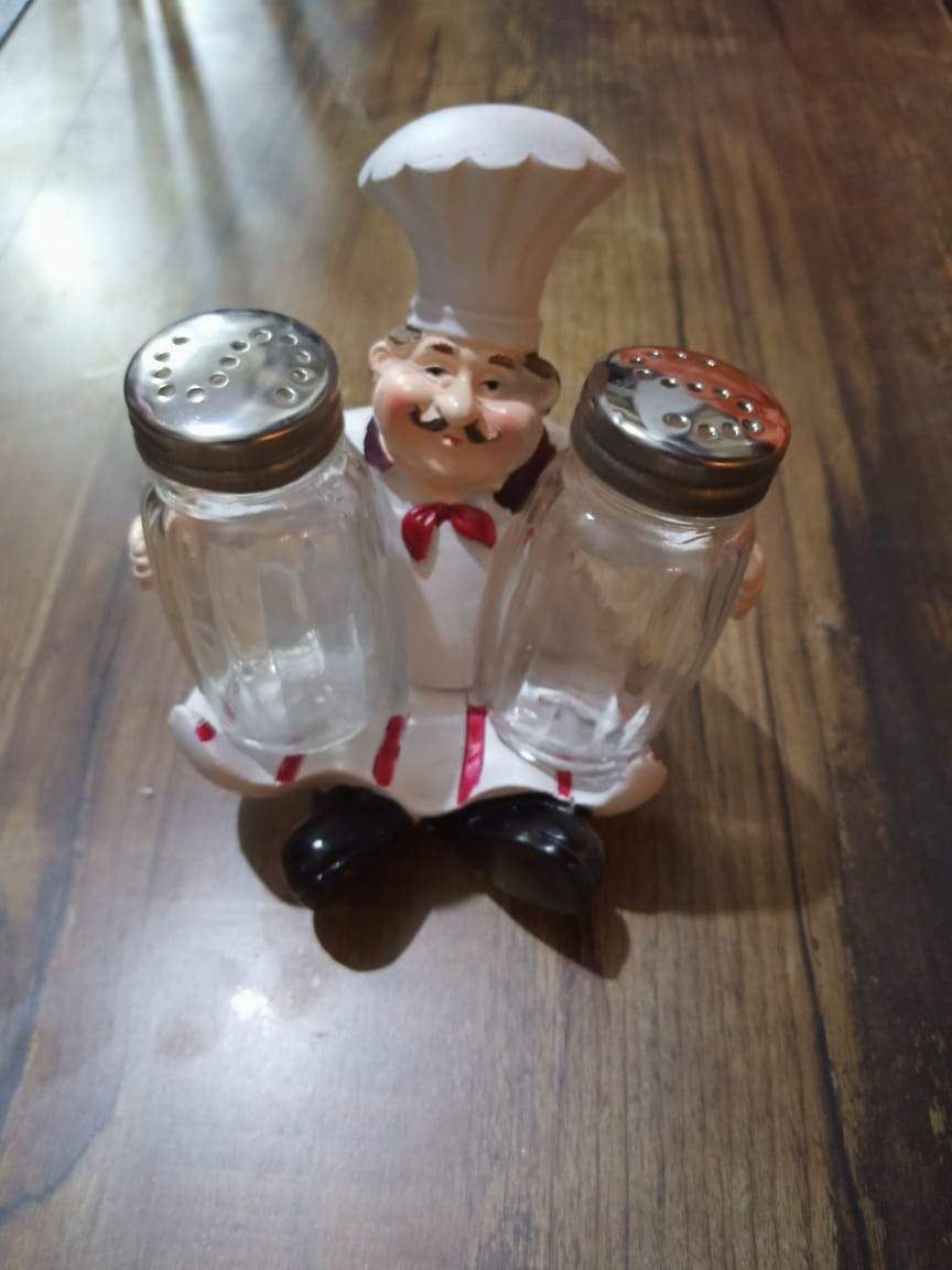 Salt &amp; Pepper Set (Caring Chef) | kitchen item | Waseeh Pakistan