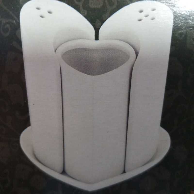 Salt Pepper & Suace Set (Heart) | kitchen item | Waseeh Pakistan