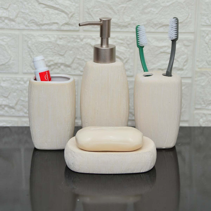 Scrappy Bathroom Set | Home Décor | Waseeh Pakistan