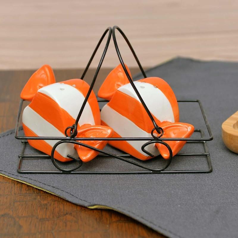 Toffee Shaped Salt &amp; Pepper Set | kitchen item | Waseeh Pakistan