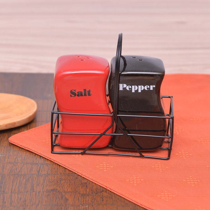 Twins Salt &amp; Pepper Set | kitchen item | Waseeh Pakistan