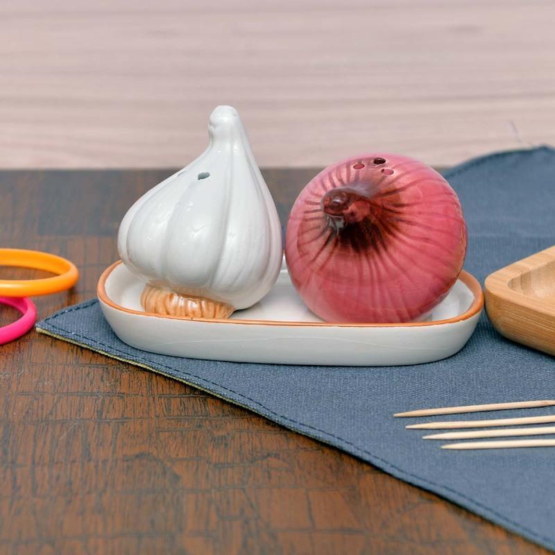 Vintage Vegetable Salt and Pepper Set | kitchen item | Waseeh Pakistan