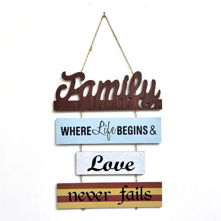 Wall "Familia Rules" Caption Decor | Home Décor | Waseeh Pakistan